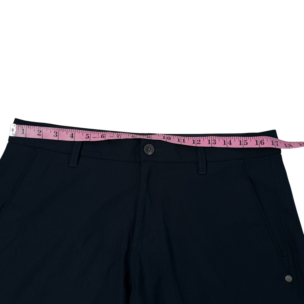 Vuori Meta Shorts Mens Size 33 Navy Blue Performance Stretch Golf Active V379 - Picture 3 of 10